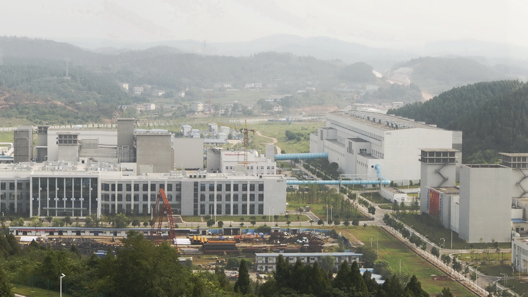 航空发动机及燃气轮机重大专项支持建设的军民用航空发动机高空模拟试验基地