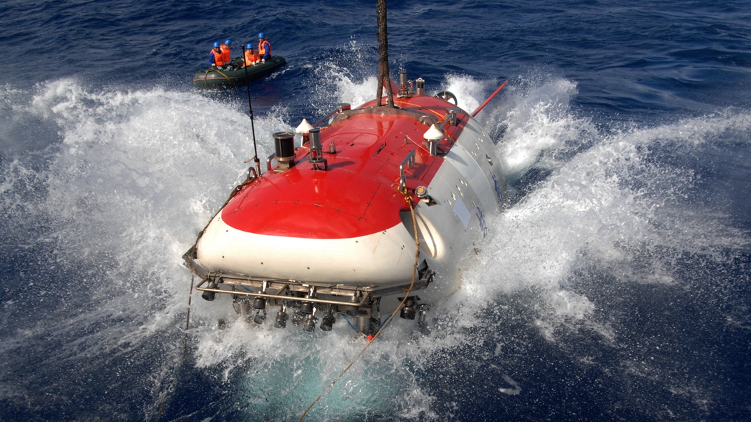“蛟龙号”深潜器